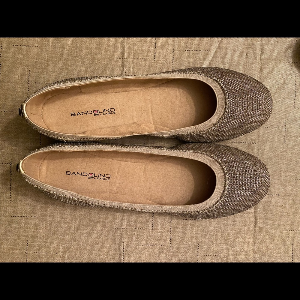 Bandolino Flats